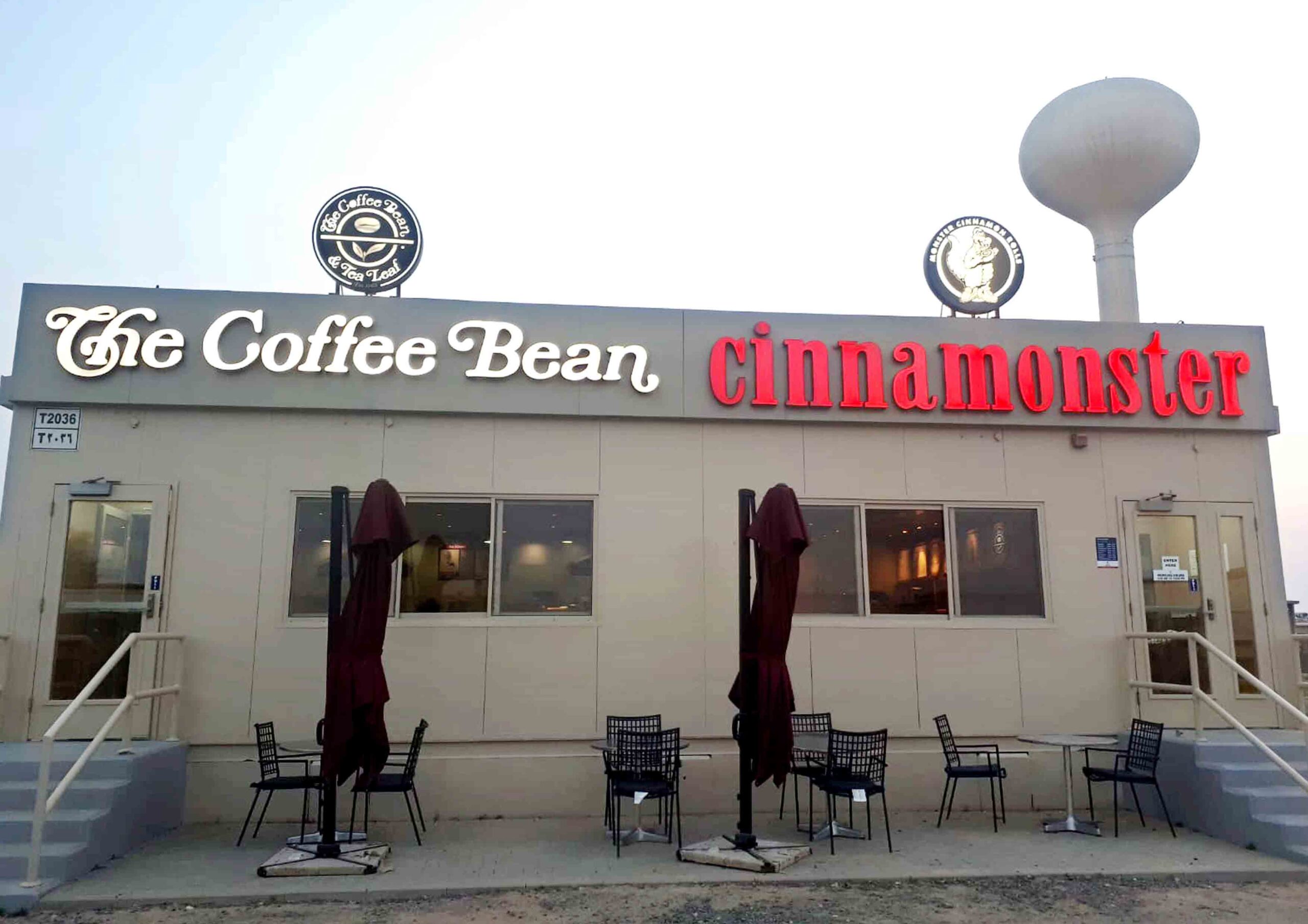 Signage coffe bean & Tea Leaf